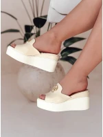 KLASSINA dámské žabky na platformě beige FashionStreet ZY0761