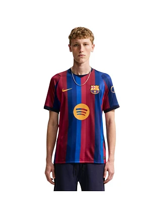 Pánské tričko Nike FC Barcelona 2026/27 Stadium Home modro-červené II1872 683 Barsa Pánské tričko Nike FC Barcelona 2026/27 Stadium Home modro-červené II1872 683 Barsa
