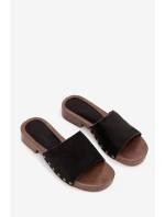 Dámské pantofle na ploché podrážce se zlatými nýty Černé Girella