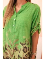 Dámská bavlněná košile s ohrnutými rukávy a zvířecím vzorem zelená
