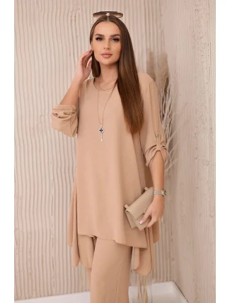 Sada halenky + kalhot s přívěskem Velbloud