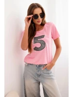 Dámská bavlněná blůza s krátkým rukávem a nášivkou s perlami světle růžová Dámská bavlněná blůza s krátkým rukávem a nášivkou s perlami světle růžová