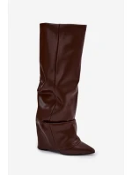 Zateplené dámské kozačky s obráceným lemem na podpatku čokoládové Elivira