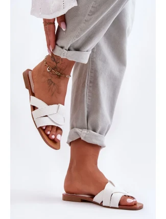 Dámské materiálové sandály bílé Aversa