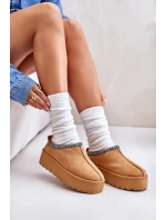 Dámské pantofle na platformě s výšivkou Neroma