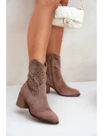 Boty na podpatku model 209415 Step in style Boty na podpatku model 209415 Step in style