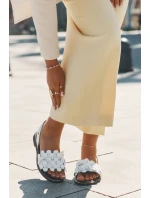 Kožené sandály na plochém podpatku bílé Zazoo 40425