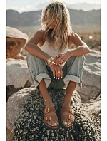 Dámské pantofle s přezkami Camel Brigid