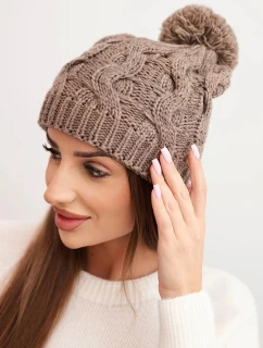 Zimní dámská čepice z vlny s hrubým copánkovým vzorem K458 mocca
