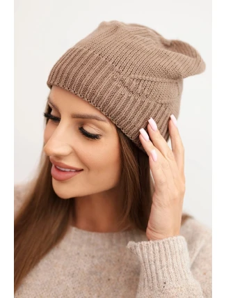 Dámská zimní čepice s vlnou a žebrovaným vzorem K471 mocca