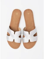 Praktické dámské stříbrné  nazouváky bez podpatku