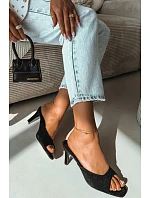 Dámské sandály na tenkém podpatku Černé Revina