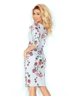 Dámské šaty netopýří střih s kapsami a zavazovací tkanicí květinové šedé - Šedá / S - Numoco