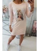 Šaty s grafikou dívky v 3D brýlích pudrově růžové Šaty s grafikou dívky v 3D brýlích pudrově růžové