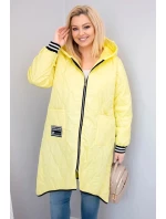 Dámská bunda Plus Size prošívaná s kapucí a sportovními manžetami žlutá