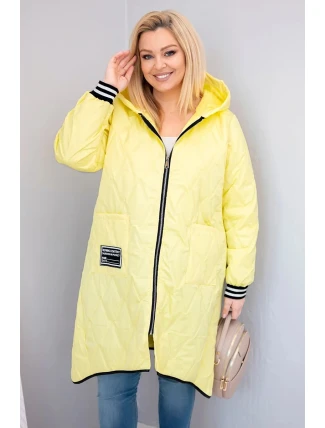 Dámská bunda Plus Size prošívaná s kapucí a sportovními manžetami žlutá