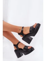 Dámské sandály na masivním podpatku a platformě z eko kůže černé Korlevia