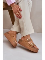 Dámské sandály na masivní platformě s přezkami Camel Aramia
