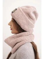 Dámská polarová souprava čepice a šála s ozdobnou nášivkou tmavě pudrově růžová