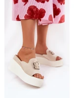 Sandal na platformě a klínu s ozdobou béžové Tanonea