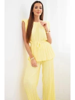 Dámský viskózový plisovaný komplet s vázanou blůzou a širokými kalhotami žlutý