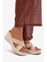 Dámské pantofle na platformě z eko semiše béžové Calorine