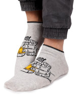 Yoclub Kotníkové vtipné bavlněné ponožky vzor 2 barvy šedé