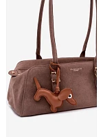 Kabelka z imitace semiše s přívěskem Dalmatin Tmavě béžová Noely