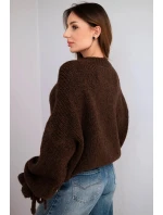 Dámský svetr s příměsí mohéru s hrubým pletením a ozdobnými rukávy hnědý