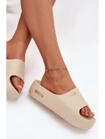 Dámské Pěnové Pantofle Na Masivní Platformě Big Star SS274722 Béžové Dámské Pěnové Pantofle Na Masivní Platformě Big Star SS274722 Béžové