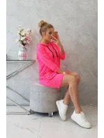 Šaty s kapucí růžové neonové