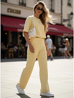 Dámská tepláková souprava s krátkým rukávem žlutá FashionStreet AY1167 Dámská tepláková souprava s krátkým rukávem žlutá FashionStreet AY1167