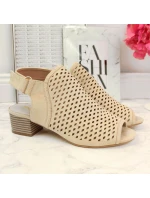 Dámské vestavěné ažurové sandály béžové Sabatina