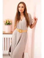 Šaty s ozdobným páskem kapučíno