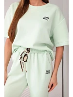 Dámský viskózový máslový komplet s krátkým rukávem a kalhotami s ohrnovanou nohavicí mentolový