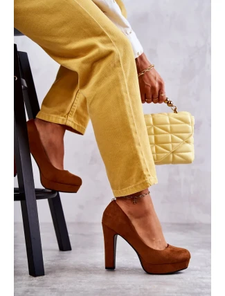 Klasické semišové lodičky na podpatku Camel Soro Klasické semišové lodičky na podpatku Camel Soro