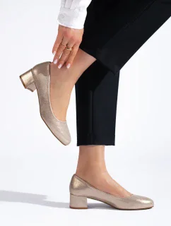 Praktické zlaté lodičky dámské na plochém podpatku