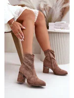 Zdobené Ažurové Kotníkové Boty Dámské Na Podpatku Z Eko Semiše Hnědé S.Barski