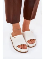 Dámské Pantofle Na Platformě S Hřebíky Big Star RR274216 Bílé