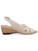 Kožené pohodlné sandály Rieker W RKR682 beige Kožené pohodlné sandály Rieker W RKR682 beige