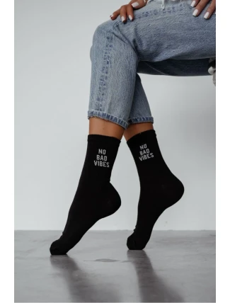 Dámské ponožky s nápisem „NO BAD VIBES“ – černé