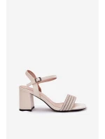 Dámské sandály na podpatku se zirkony a pletením Béžové Vinceza 62228