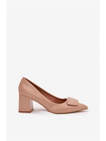 Lakované lodičky na sloupku s ozdobou Nude Isoline