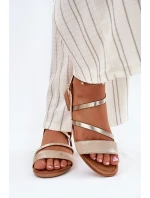 Kožené dámské sandály na plochém podpatku Maciejka 06966-25 zlaté