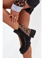 Zateplené dámské boty s zlatým detailem leopardí vzor černé Calista Zateplené dámské boty s zlatým detailem leopardí vzor černé Calista