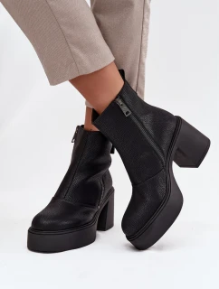 Kožené zateplené dámské kotníčkové boty na podpatku a platformě Vinceza 66831 Černé