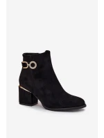 Zateplené dámské kotníkové boty se zlatými detaily na podpatku černé Dorisse Zateplené dámské kotníkové boty se zlatými detaily na podpatku černé Dorisse