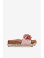 Dámské pantofle na platformě s ozdobnými květinami – růžové