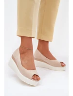 Dámské Sandály Na Klínu Z Eko Semiše Světle Béžové Velira Dámské Sandály Na Klínu Z Eko Semiše Světle Béžové Velira