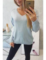 Svetr s výstřihem do V modrý